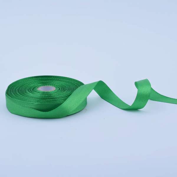 Лента атласная 15мм зеленая А1-05-019 на метраж на метраж (бобина 50яр/68,2гр)