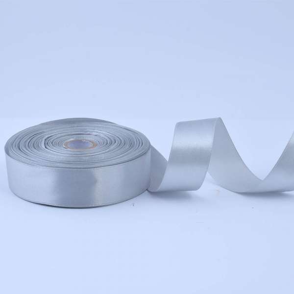 Лента атласная 25мм серая А1-08-003 светлая на метраж (бобина 50яр/119г)