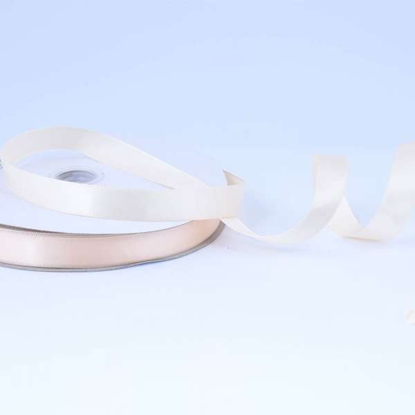 Лента атласная 15мм бежевая светлая А2-05-006 на метраж (бобина 100яр/230г)