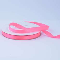 Лента атласная 15мм розовая неон А2-05-035 на метраж (бобина 100яр/230г)