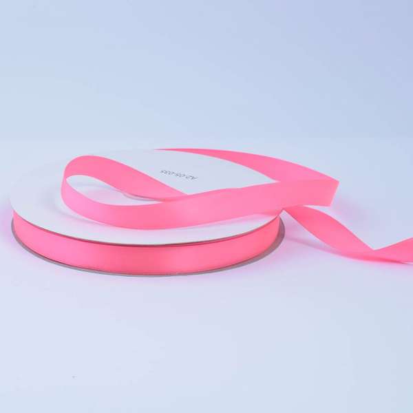 Лента атласная 15мм розовая неон А2-05-035 на метраж (бобина 100яр/230г)