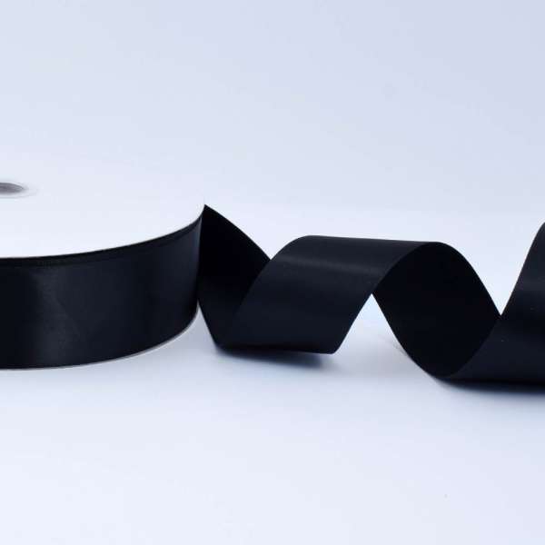 Лента атласная 40мм черная А2-12-110 на метраж (бобина 100яр/550г)