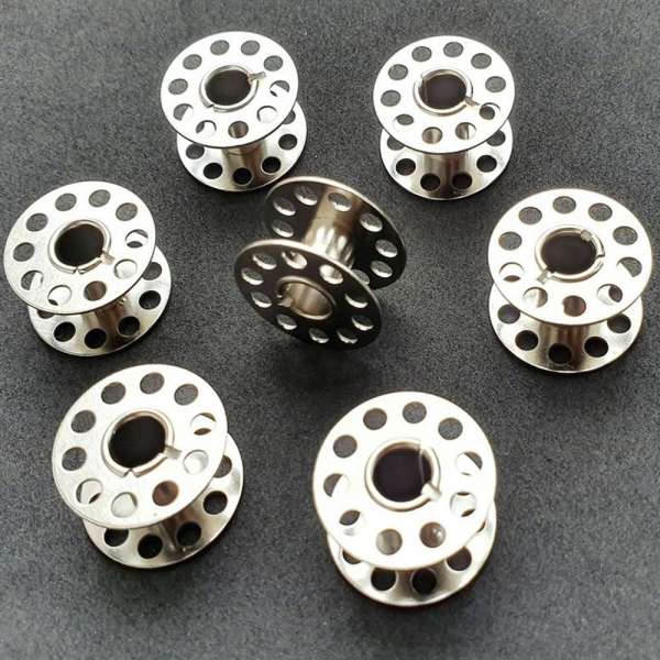 Шпулька металлическая для бытовых машин